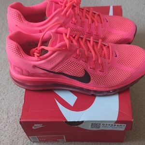 Nike 2013 Air Max Hot Punch